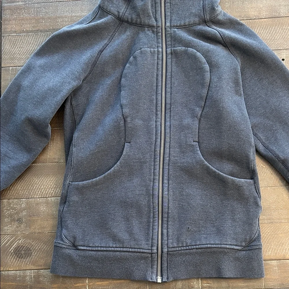 lululemon Scuba Denim Blue Hoodie - Picture 8 of 9